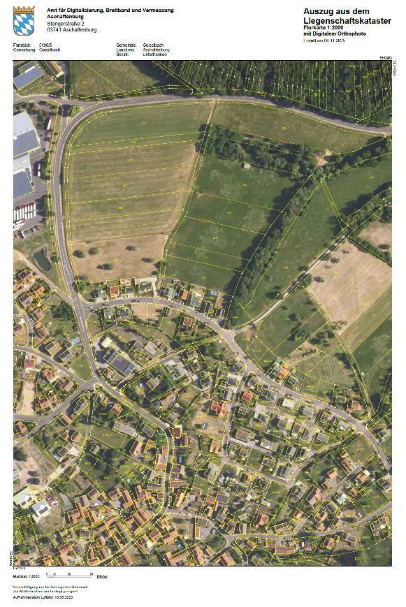 Zweifamilienhaus, Garage, land- und forstwirtschaftlich genutztes Grundstück