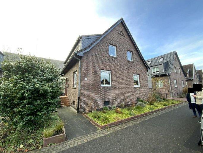 Zweifamilienhaus