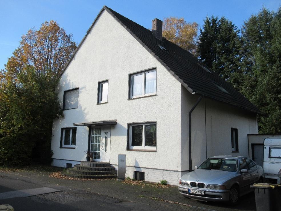 Zweifamilienhaus, Garage