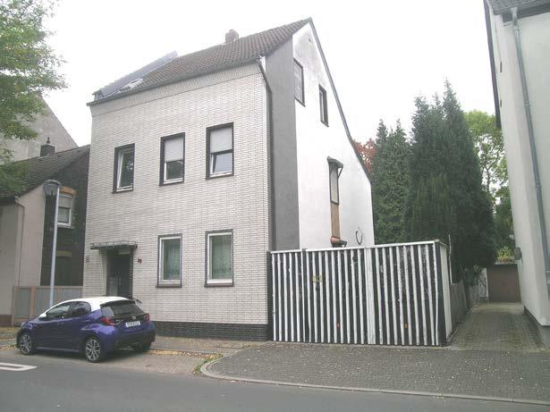Zweifamilienhaus, Garage