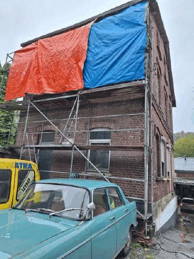 Kfz-Werkstatt mit Lagergebäude