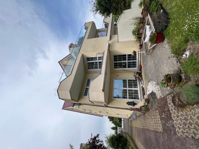 Kfz-Stellplatz, Eigentumswohnung (3 bis 4 Zimmer), Sondernutzungsrecht Garten