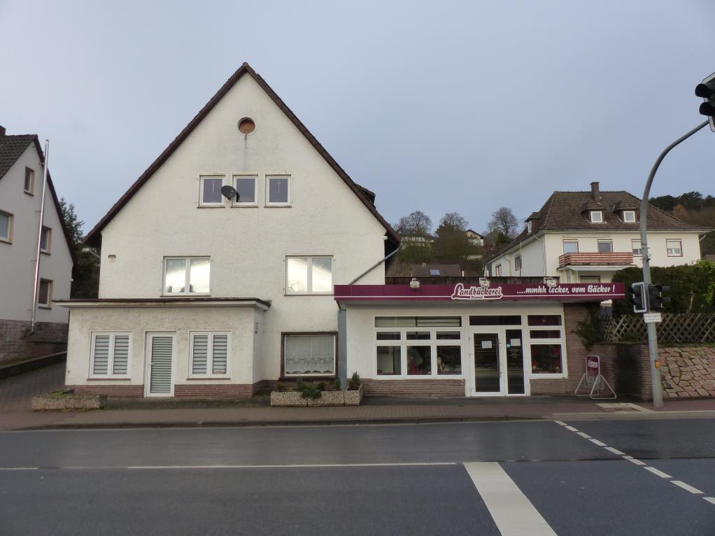 Wohn-/Geschäftshaus