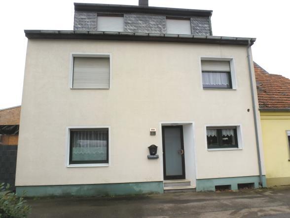 Einfamilienhaus, Einfamilienhaus, mit Einliegerwohnung, mit Einliegerwohnung
