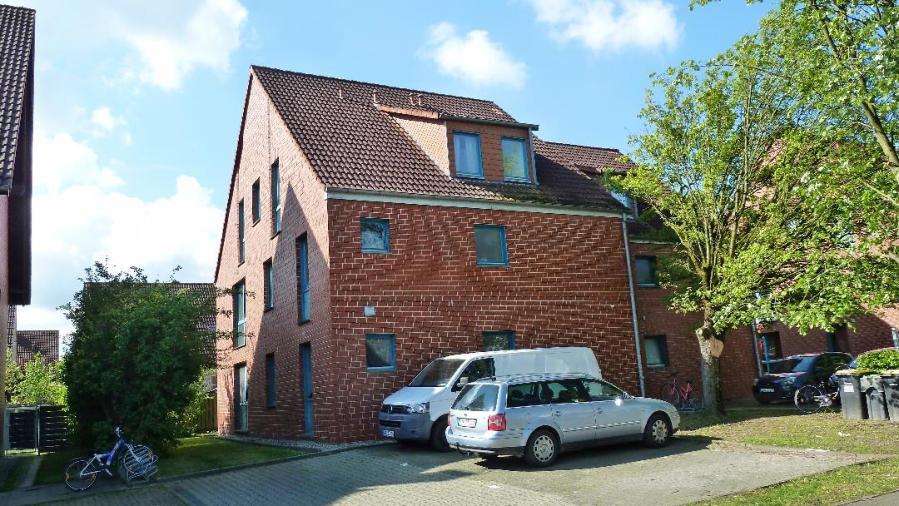 Kfz-Stellplatz, Eigentumswohnung (3 bis 4 Zimmer), 2 Kfz-Stellplätze