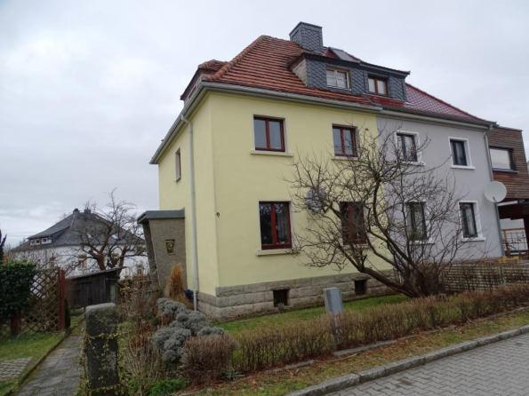 Doppelhaushälfte