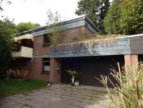 Garage, Einfamilienhaus, Einfamilienwohnhaus mit 2 Apartmentwohnung und Garage