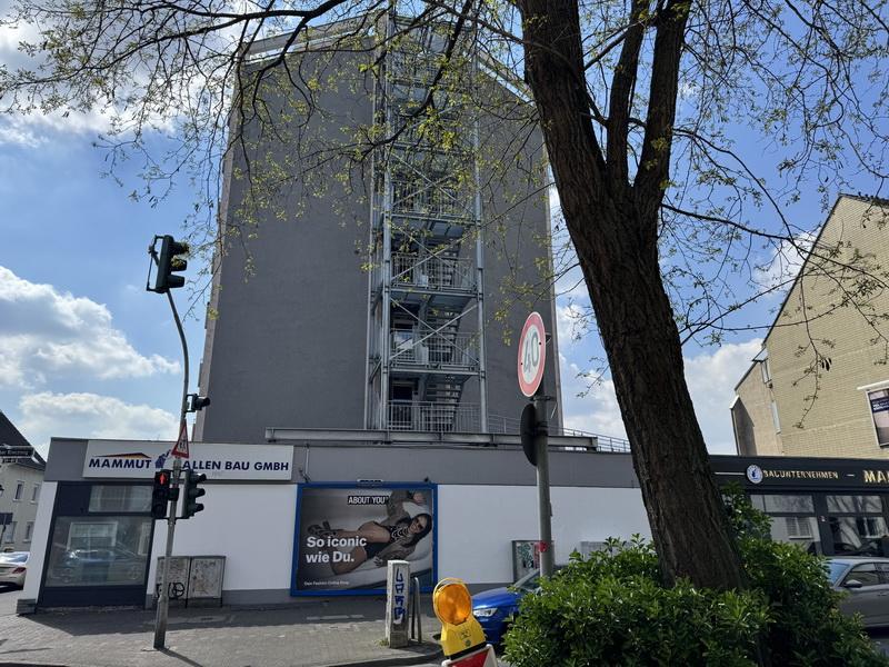 Gewerbeeinheit (z.B. Laden, Büro), Ladenlokal im Erdgeschoss