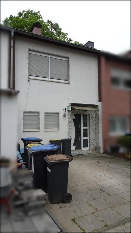 Garage, Reihenhaus, Einfamilienhaus, (Reihenmittelhaus)