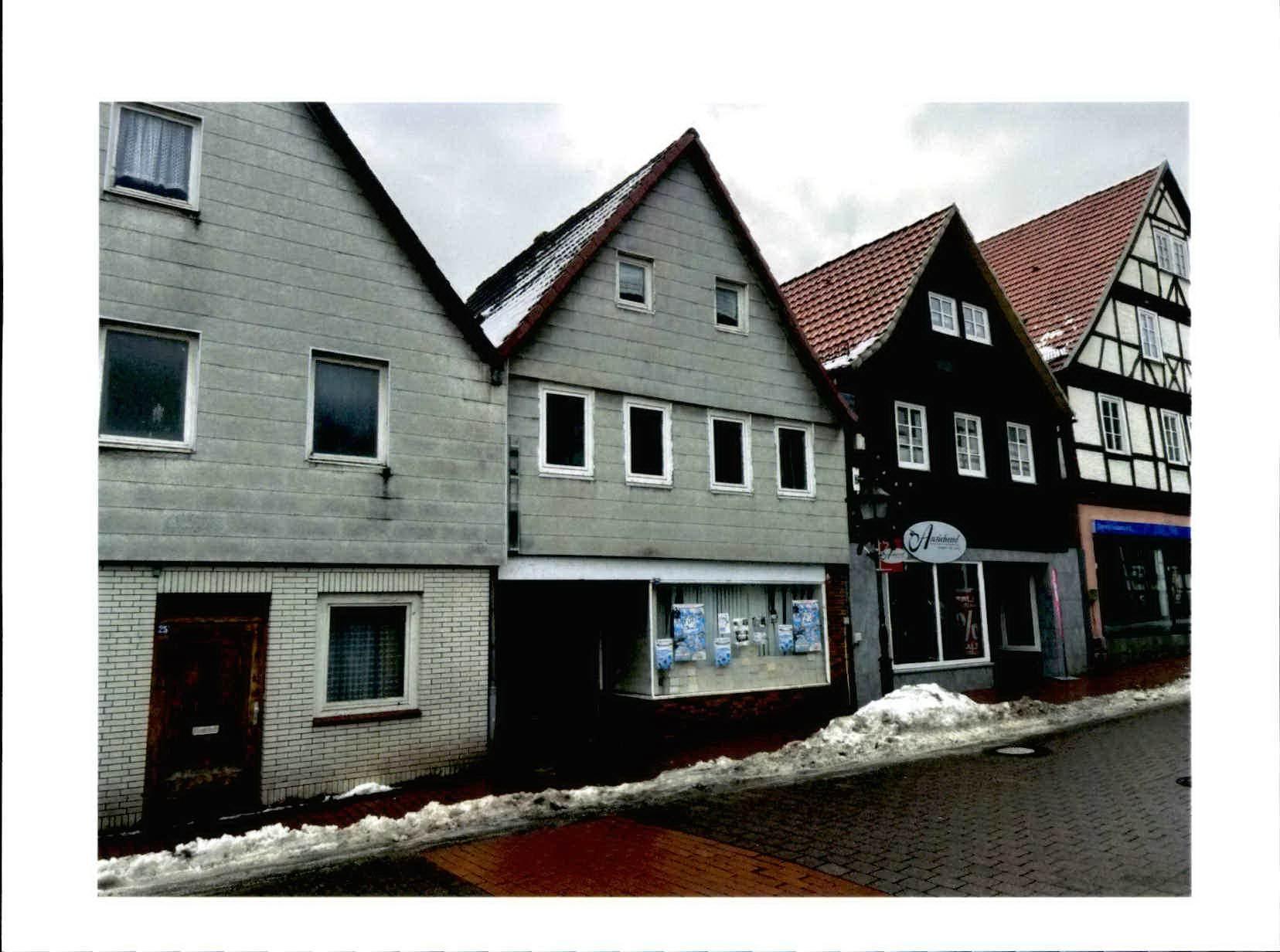 Wohn-/Geschäftshaus