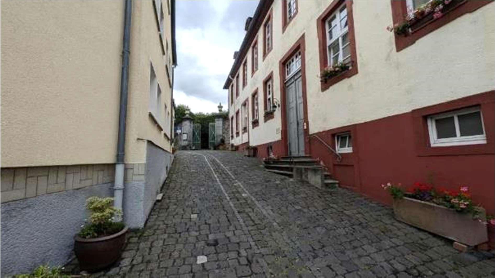 Wohn-/Geschäftshaus, Wohnhaus
