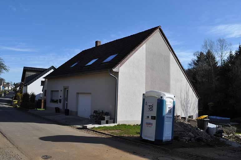 Garage, Einfamilienhaus, Nebengebäude (ehemalige Scheune / Stall)
