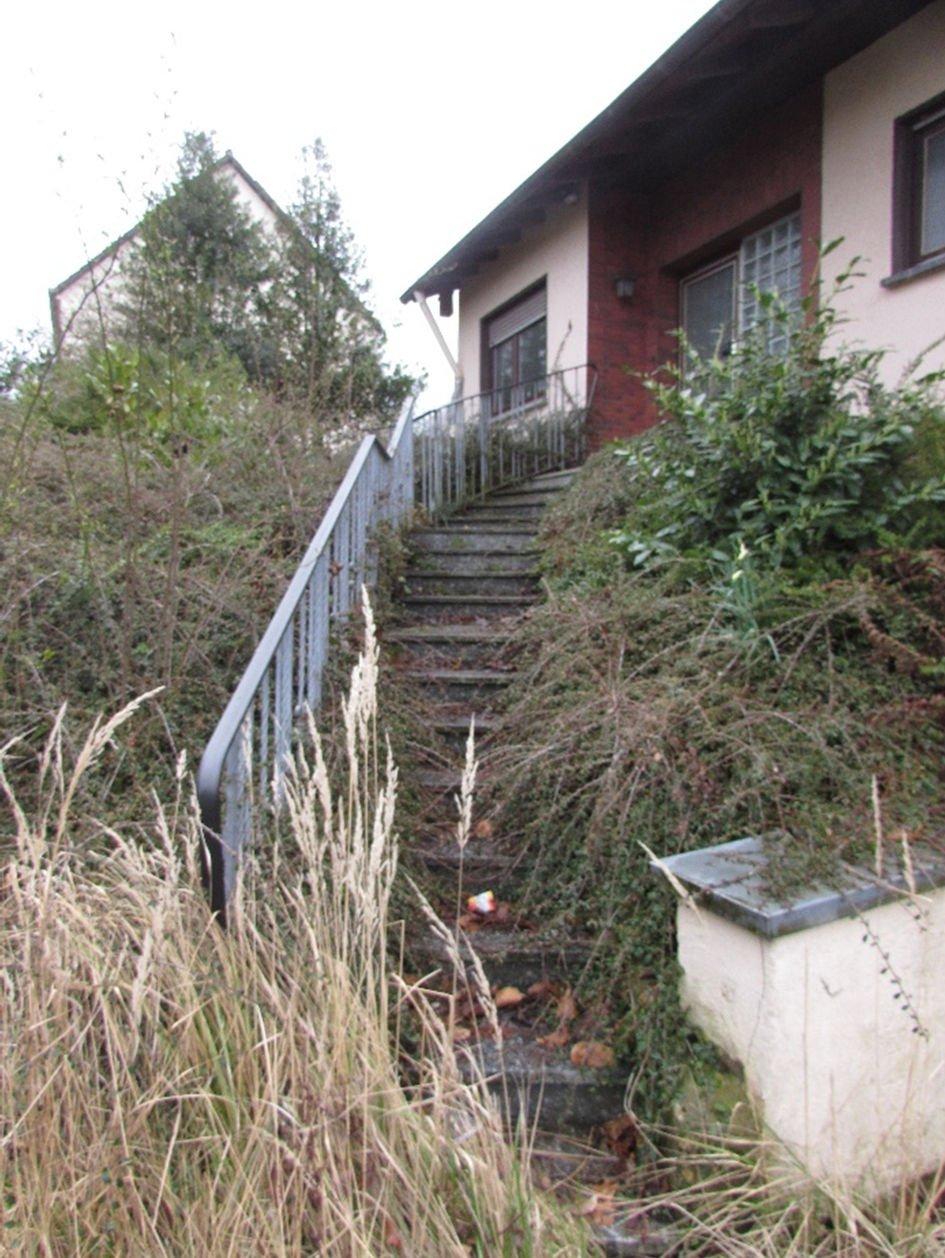 Zweifamilienhaus, Garage