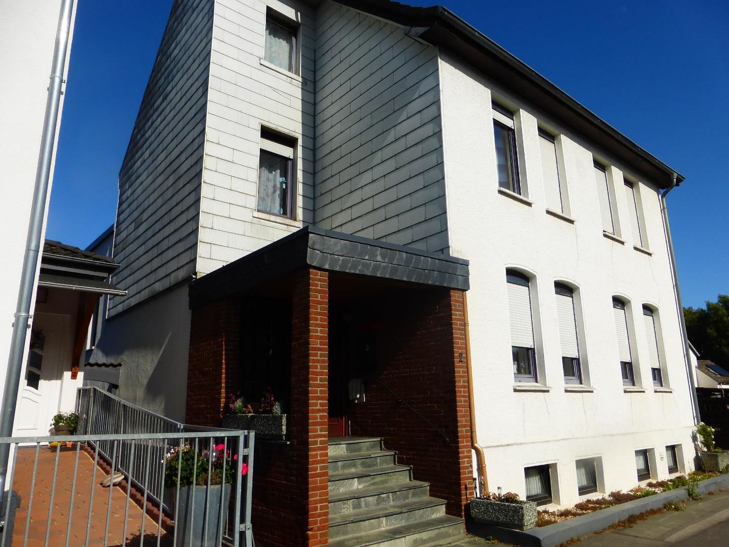 Zweifamilienhaus