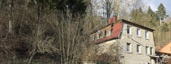 Zweifamilienhaus