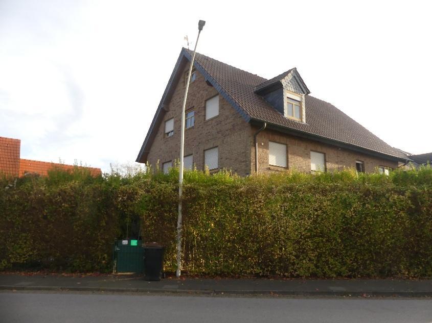 Garage, Doppelhaushälfte