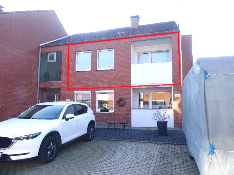 Kfz-Stellplatz, Garage, Eigentumswohnung (3 bis 4 Zimmer)