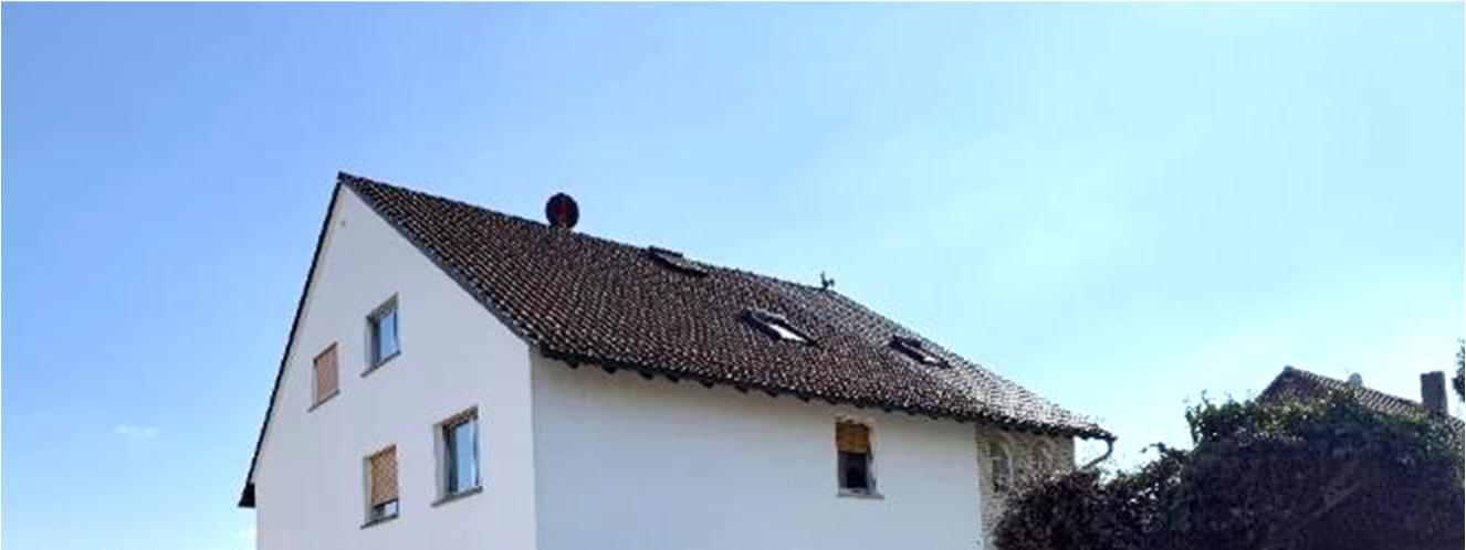 Mehrfamilienhaus, Garage