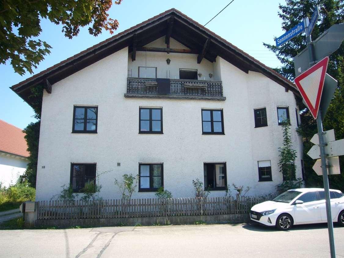 Mehrfamilienhaus