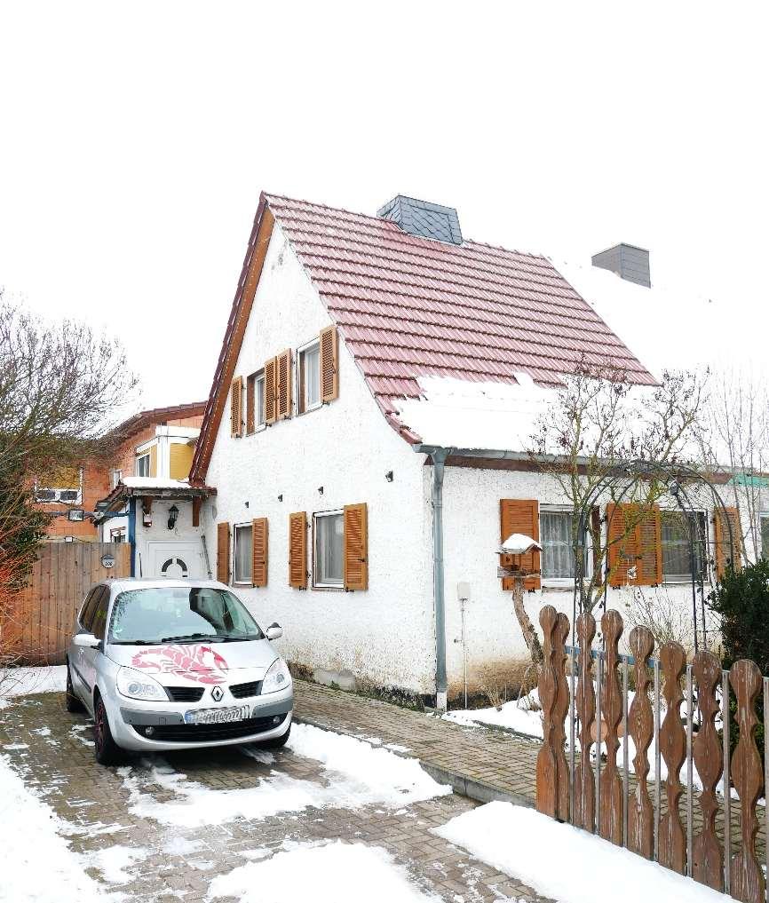 Einfamilienhaus, mit Anbau