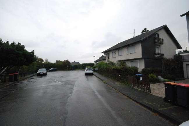 Zweifamilienhaus, Garage, mit Einliegerappartement