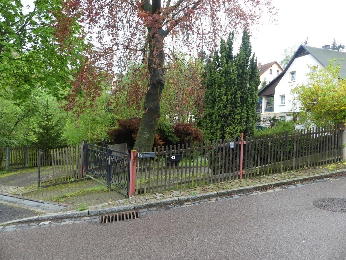 Einfamilienhaus auf Flurstück 571/4