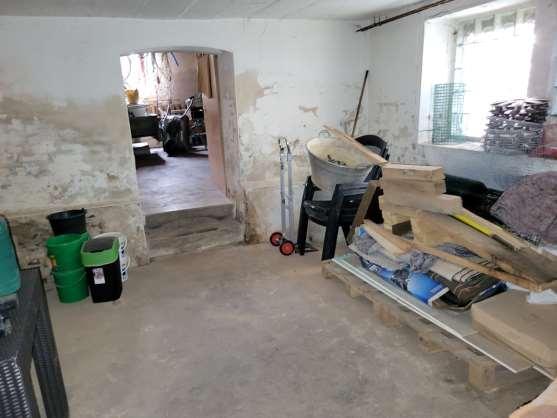 eingeschossiges Wohnhaus, Garage