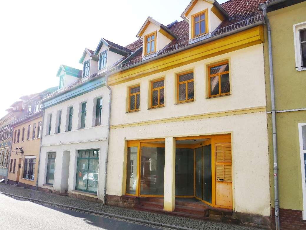 Wohn- und Geschäftshaus