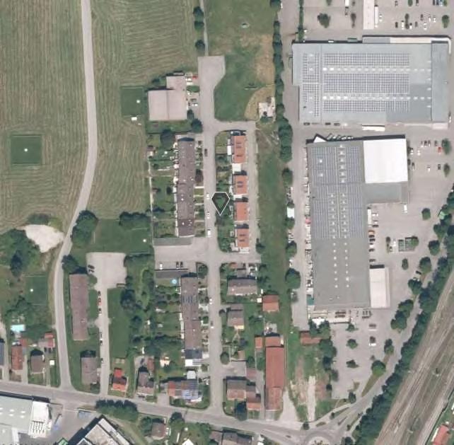 Doppelhaushälfte, Kfz-Stellplatz