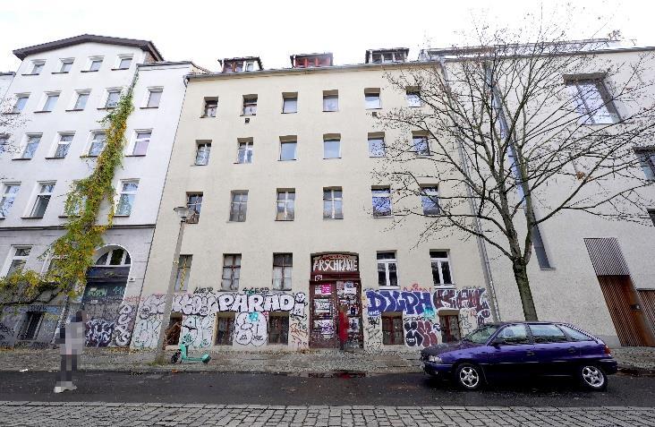 Mehrfamilienhaus