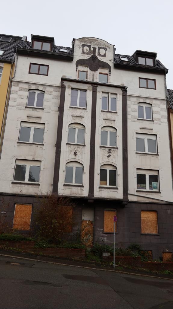 Mehrfamilienhaus