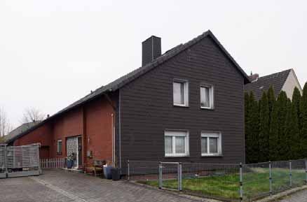 Zweifamilienhaus, Garage