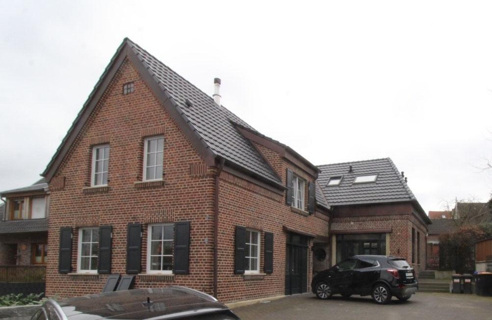 Zweifamilienhaus