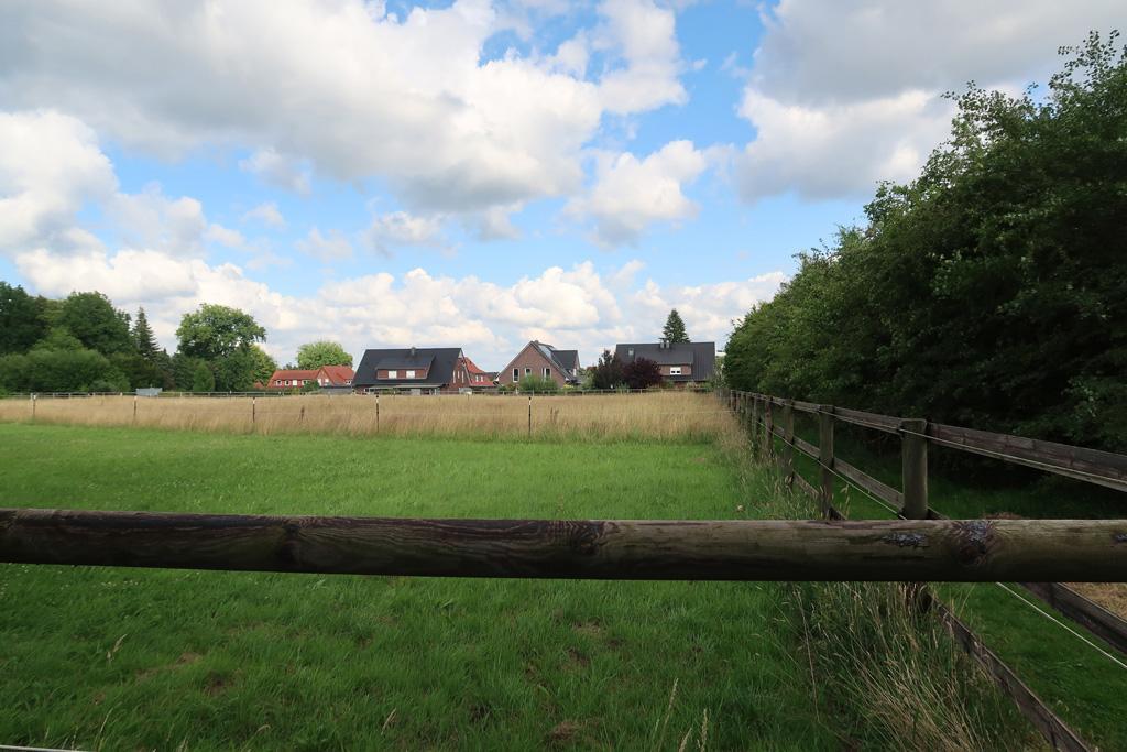 land- und forstwirtschaftlich genutztes Grundstück