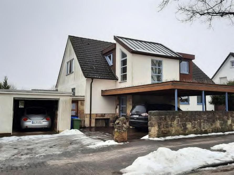 Eigentumswohnung (1 bis 2 Zimmer), Wohnung im Keller, Sondernutzung Garage, lt. Teilungserklärung