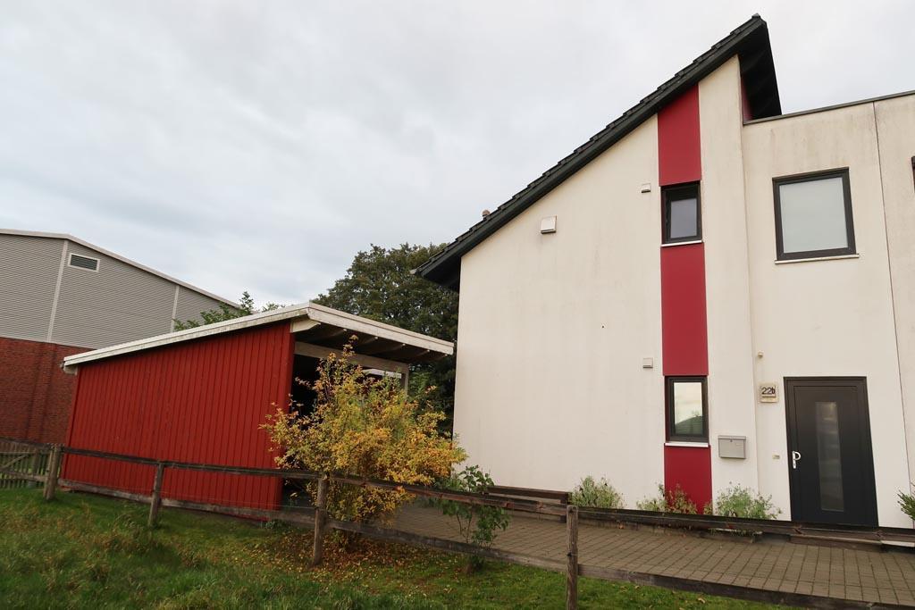 Doppelhaushälfte