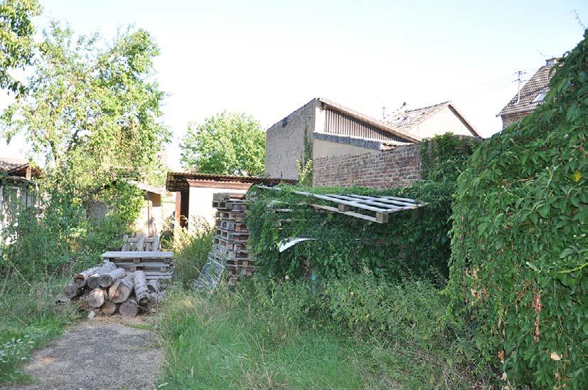 Arrondierungsgrundstück in Innenlage und private Grünfläche (unter Landschaftsschutz)