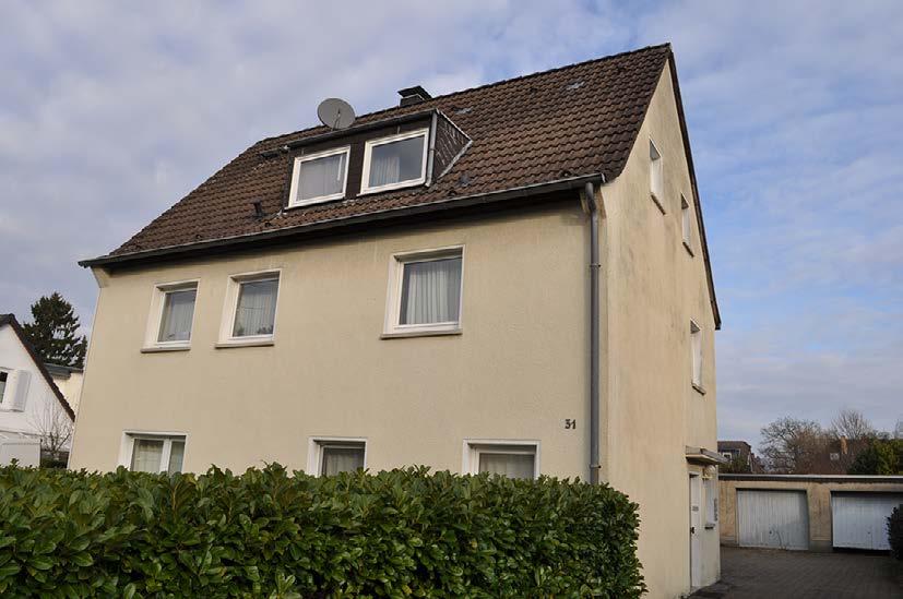 Kfz-Stellplatz, Mehrfamilienhaus, 3 Garagen
