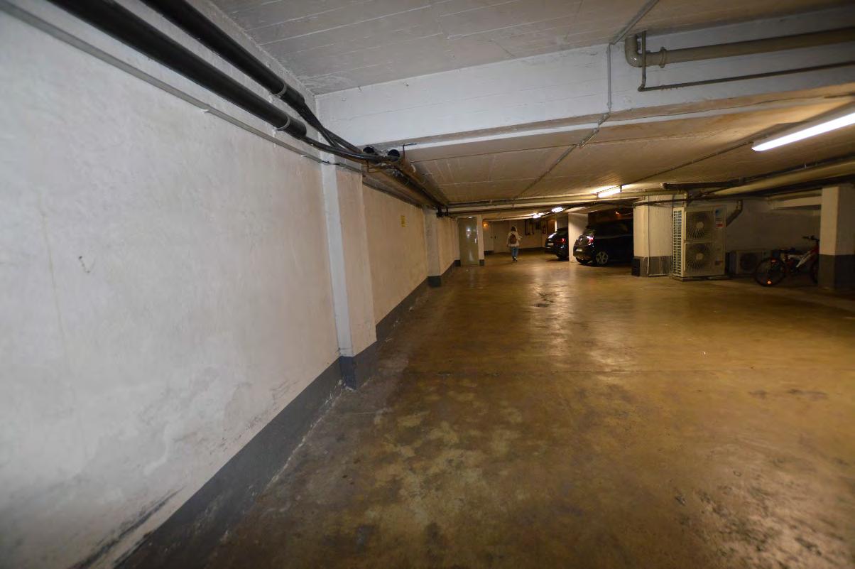 Wohn-/Geschäftshaus, Eigentumswohnung (1 bis 2 Zimmer)